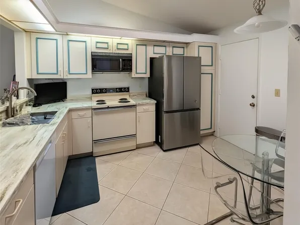 5895 Autumn Lake Ln #A, Boynton Beach, FL 33437