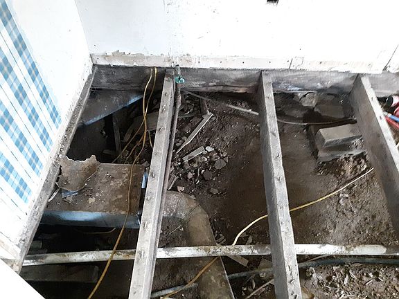 Kitchen floor to be replaced