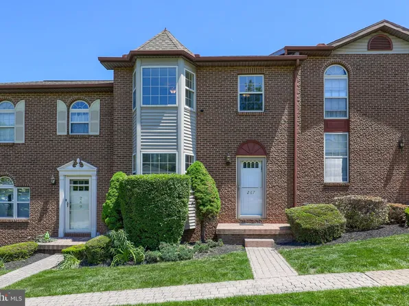267 W Chestnut St #4, Dallastown, PA 17313