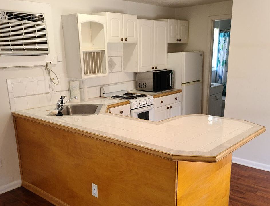 1st image of 21310 Stillwater Ave Suite B