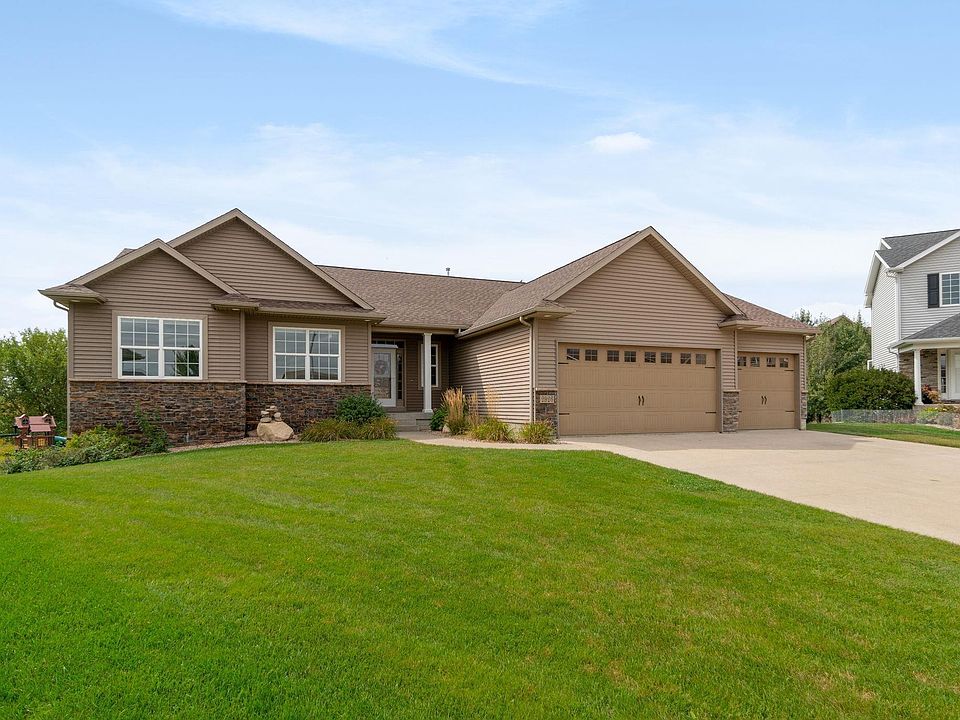 1st image of 2926 Quail Hollow Ln
