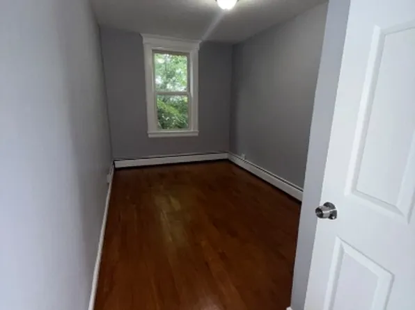 544 Grove St, Irvington, NJ