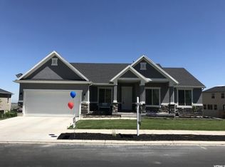 292 W Sky Hawk Way, Elk Ridge, UT 84651