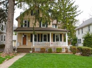 32 Park Ave, Glen Rock, NJ 07452