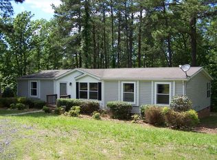 2072 Grants Hill Church Rd, Montross, VA 22520