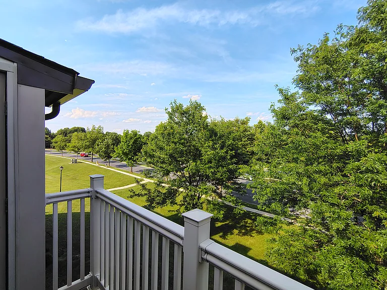 821 Stratford Way — Photo 8