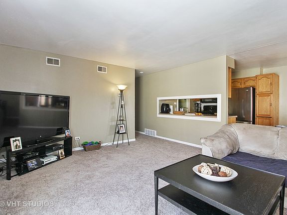 4th image of 7951 163rd Ct #60