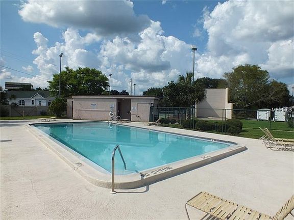 4th image of 9126 Tudor Dr #M104