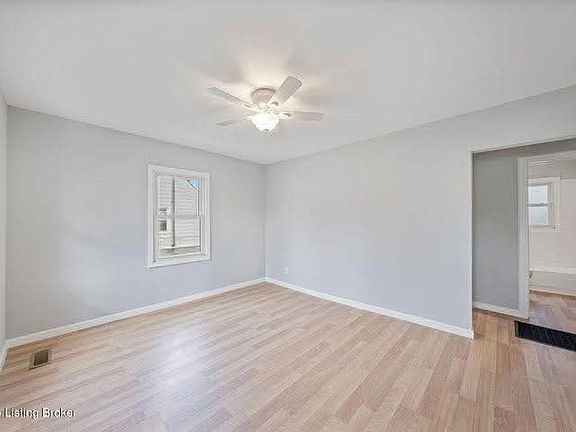 3rd image of 4211 Savage Dr