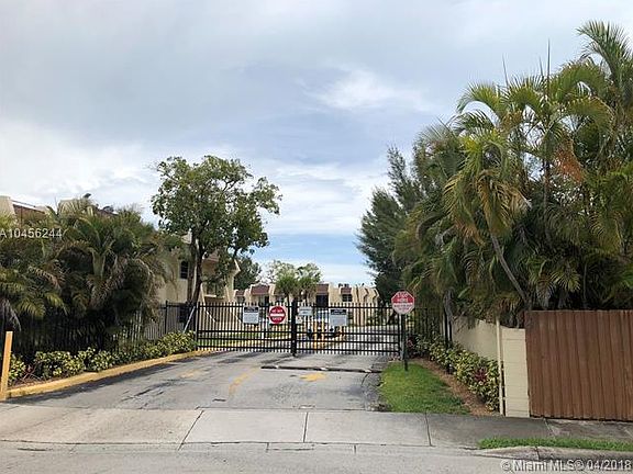 4th image of 13920 SW 90th Ave #108