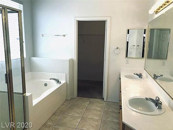 4th image of 26 Cobbs Creek Way