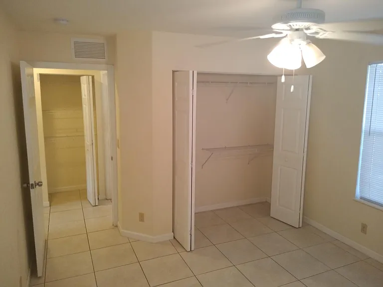 2227 Monroe St #0 — Photo 9