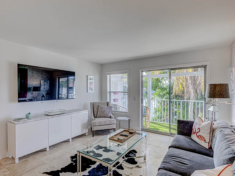 296 Cypress Point Dr — Photo 16
