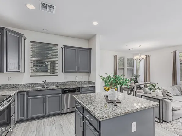 14870 W ENCANTO Boulevard #1061, Goodyear, AZ 85395