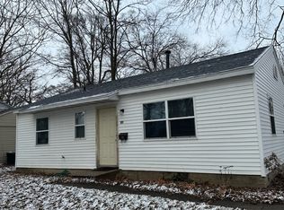 1410 Briarcliff Dr, Urbana, IL 61801