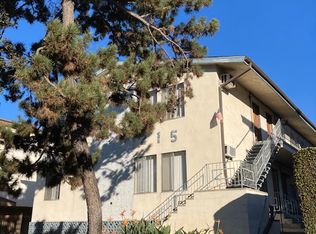 215 E Garfield Ave #17, Glendale, CA 91205