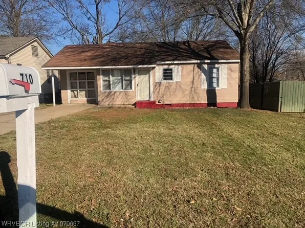 710 N 45th St, Fort Smith, AR 72903