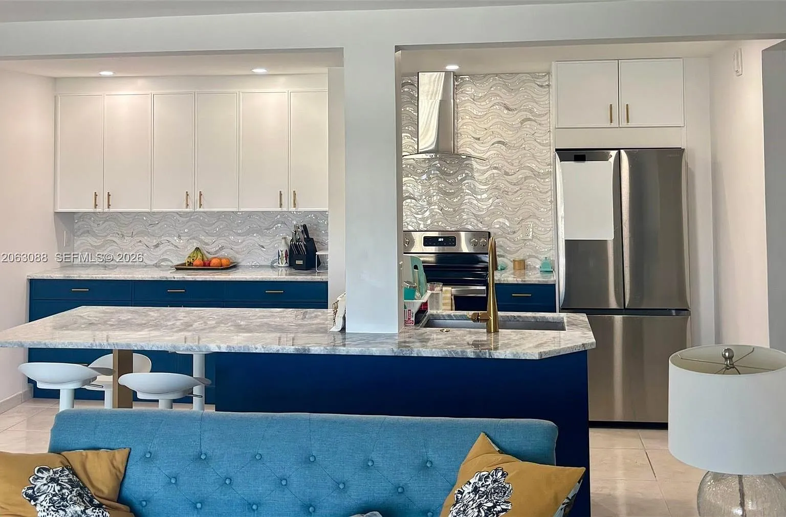 Nautical Towers Condo — Photo 2