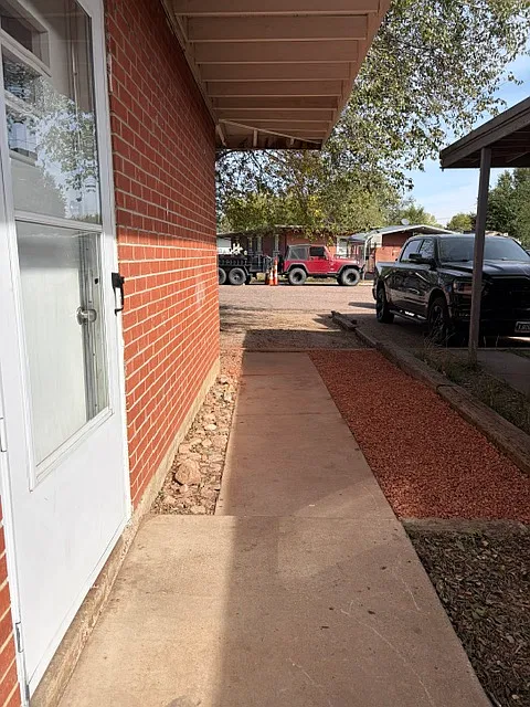 2 bed, 768 sqft, $1,300 — Photo 3
