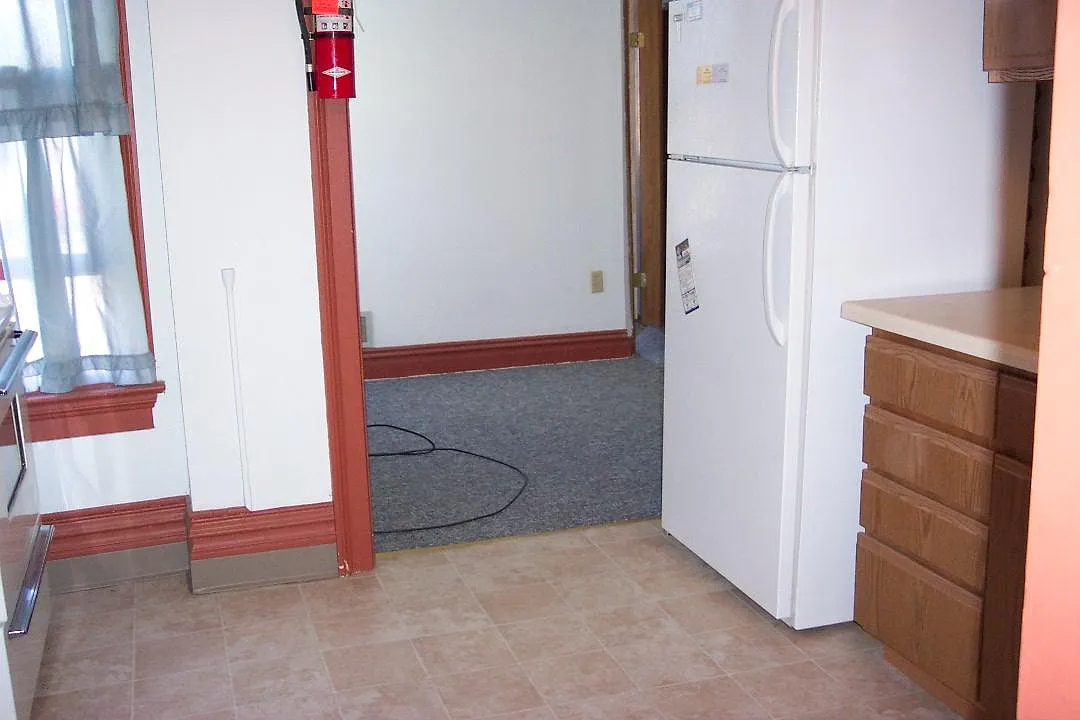 1 bed, 1241 sqft, $600 — Photo 4