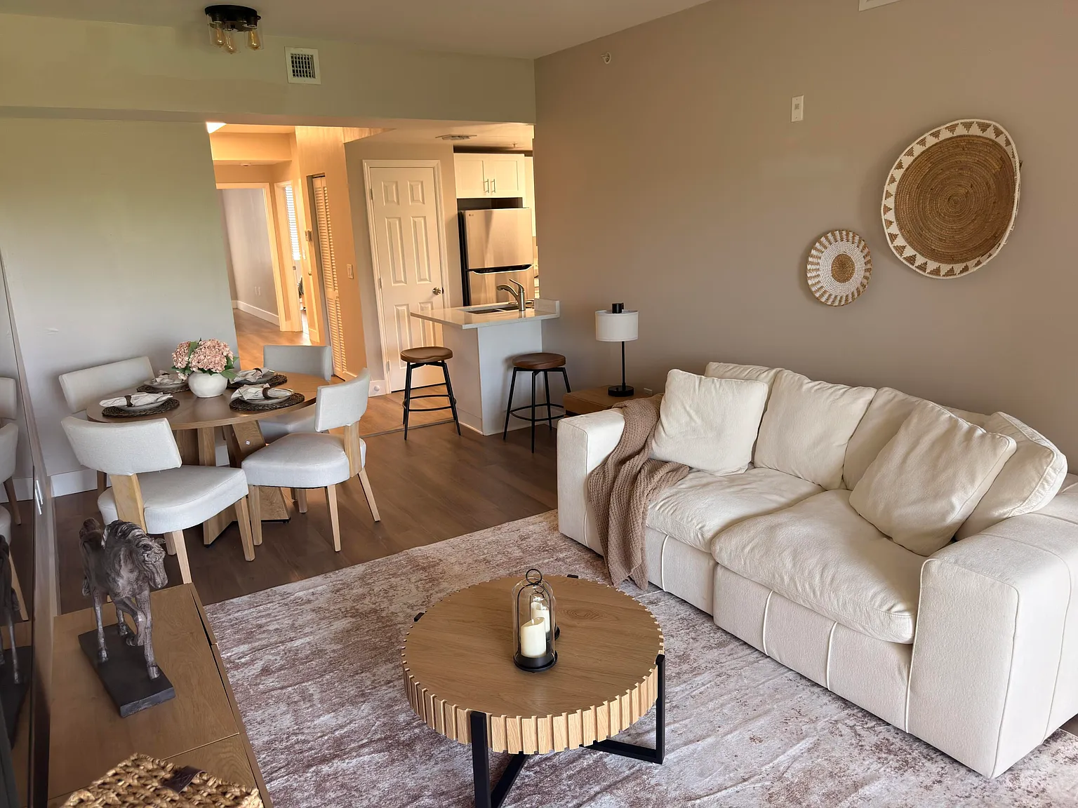 2060 Greenview Shores Blvd — Photo 3