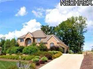 375 Wakefield Run Blvd, Hinckley, OH 44233