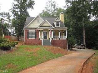 240 Radcliffe Trce, Covington, GA 30016