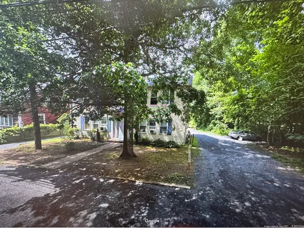 325 Tremont St, Taunton, MA 02780