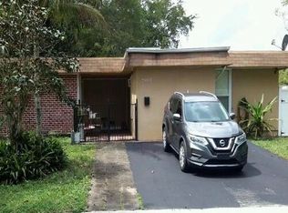 7807 NW 73rd Ave, Fort Lauderdale, FL 33321
