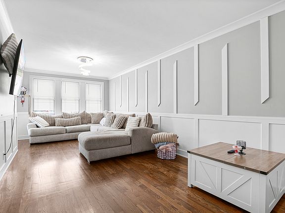 4th image of 524 155th St