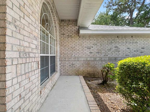 4th image of 1566 Cypress Bend Trl