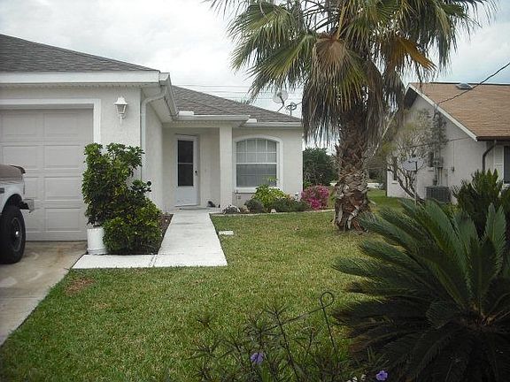 3rd image of 108 Coral Reef Ct N