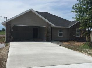 1711 Waldo Hatler Memorial Dr, Neosho, MO 64850