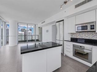 92 SW 3rd St APT 4210, Miami, FL 33130