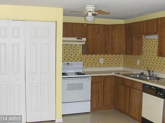 2nd image of 4129 Melody Ln