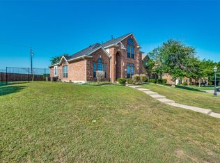 1736 Bramble Creek Dr, Desoto, TX 75115