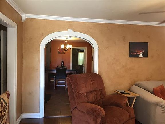 5th image of 1374 Jeanette St