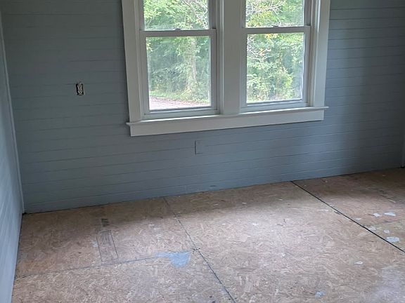 3rd image of 18845 Bayside Dr #1
