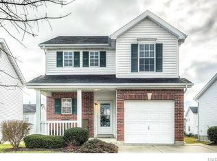 112 Homefield Gardens Dr, O'Fallon, MO 63366