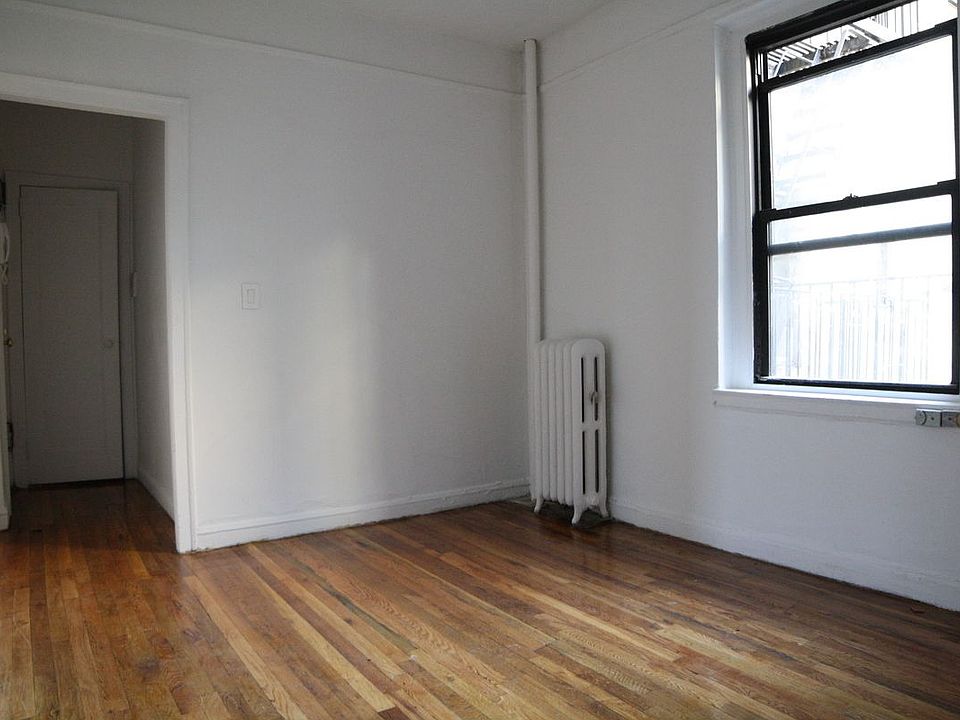 1st image of 2167 33rd St APT 3E
