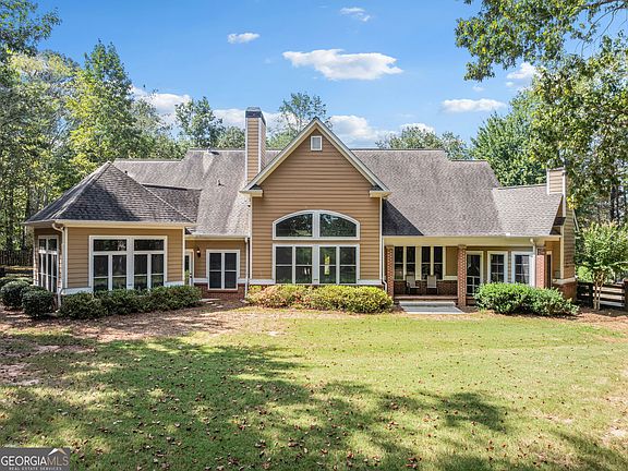 5th image of 357 Birchwood Dr