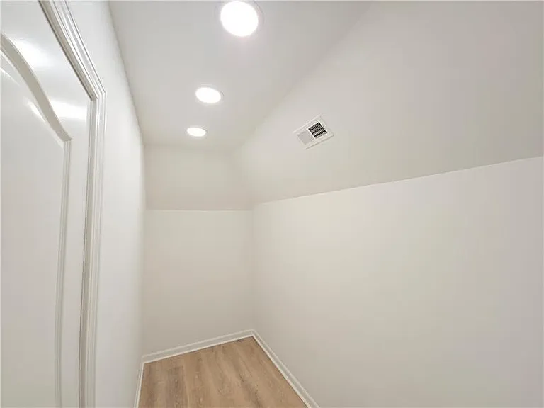 12592 Waterside Dr — Photo 26