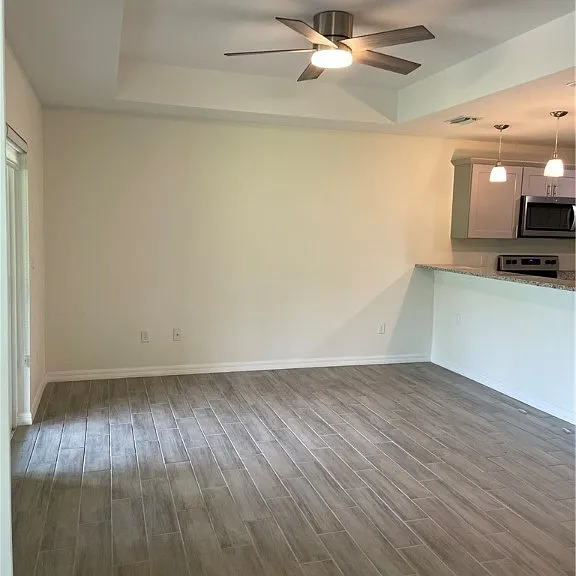 1114 Circle Dr — Photo 4
