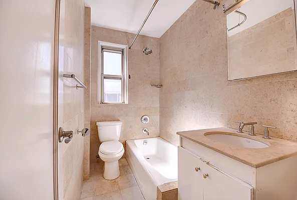 Rented by Urbane Brokerage | media 6