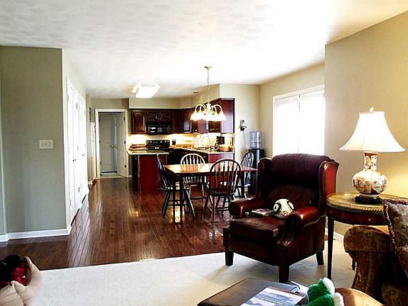 5th image of 1001 Attilio Ct