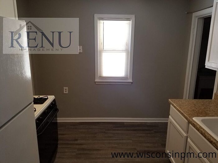 4268 N 69th St, Milwaukee, WI 53216 Zillow