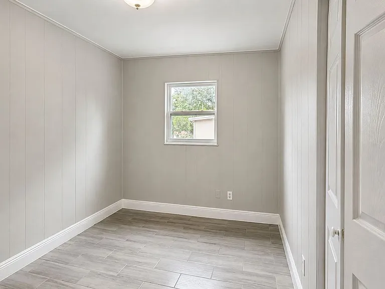 7702 Arezzo Ave — Photo 5
