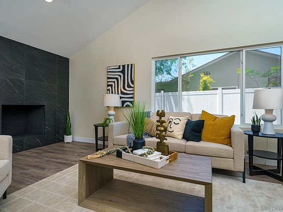 4th image of 3042 Driscoll Dr