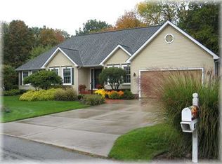 6004 Wyndemere Dr, Erie, PA 16505