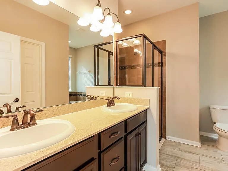 3041 Holly Grove Ln — Photo 12